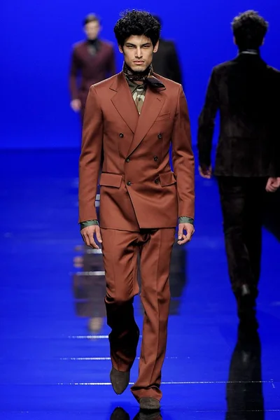 Look 6